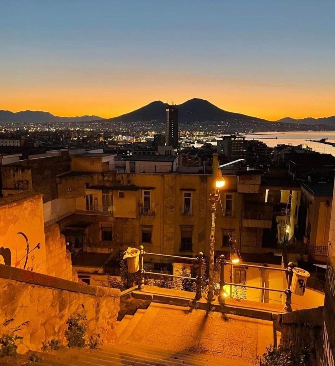 Nunzia'S House Napoli Apartamento Exterior foto